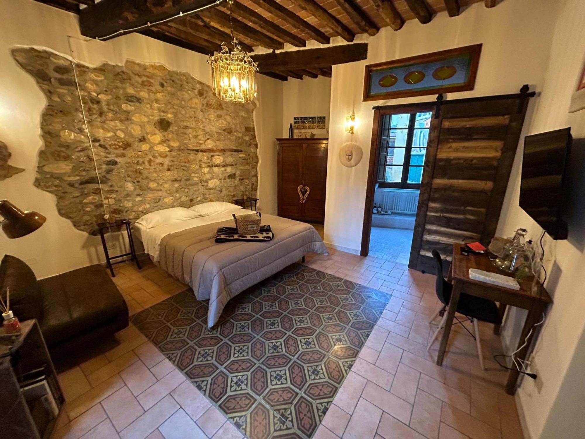 La Porta Sui Monti Di Luna Каррара Экстерьер фото